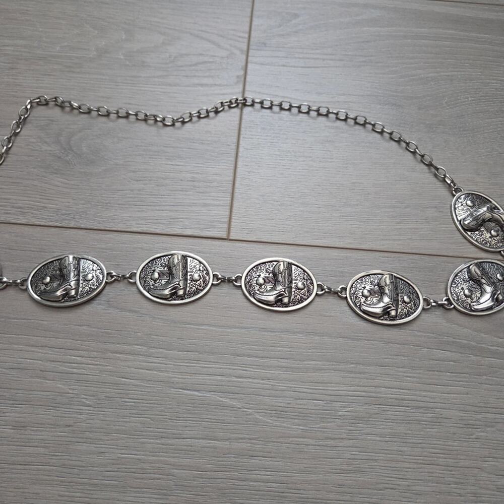 Cowboy boot silver metal belt chain clip country boho accessory